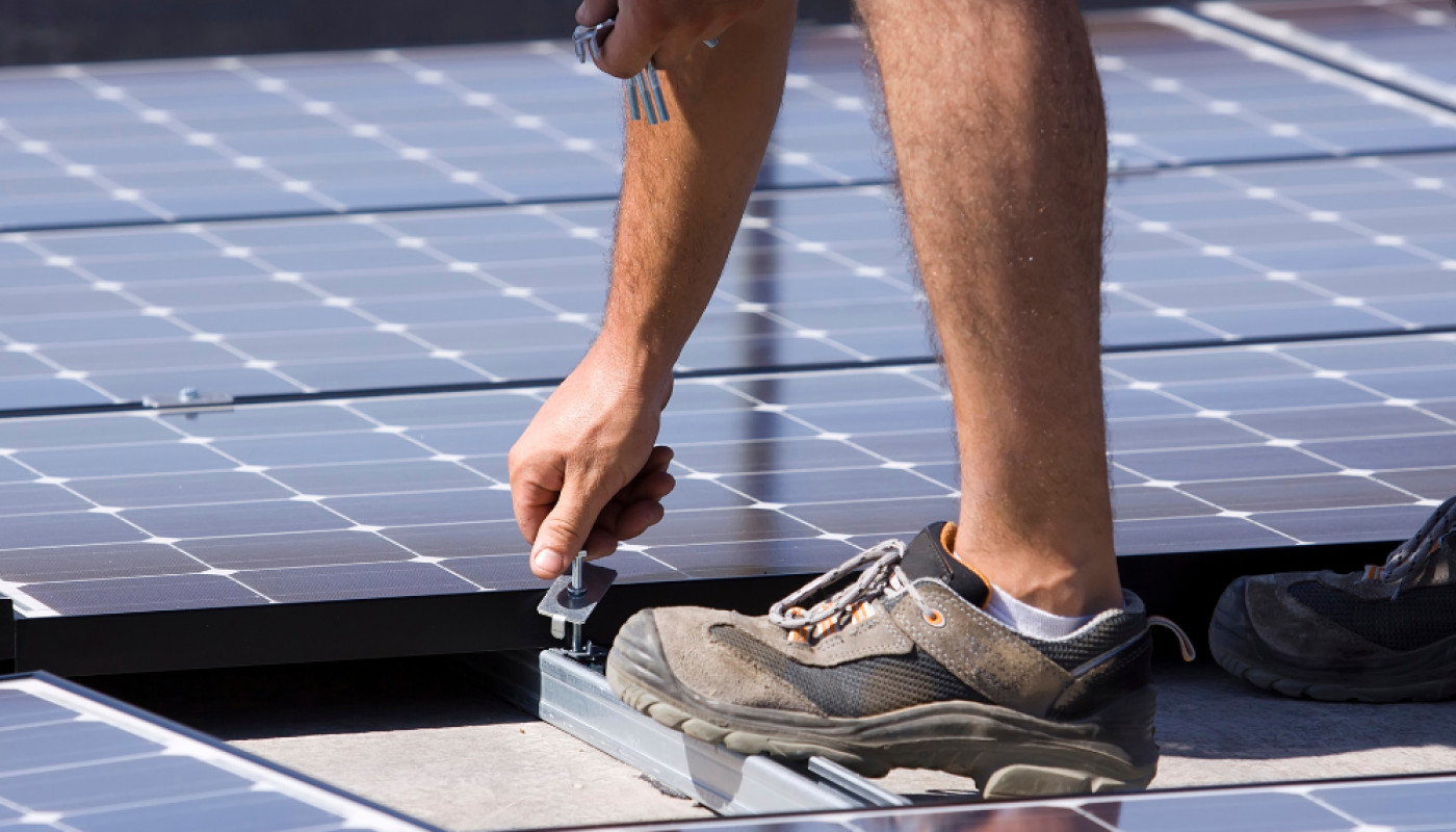 Dans les coulisses de WAG France, l'installateur de panneaux photovoltaïques qui transforme la Sarthe